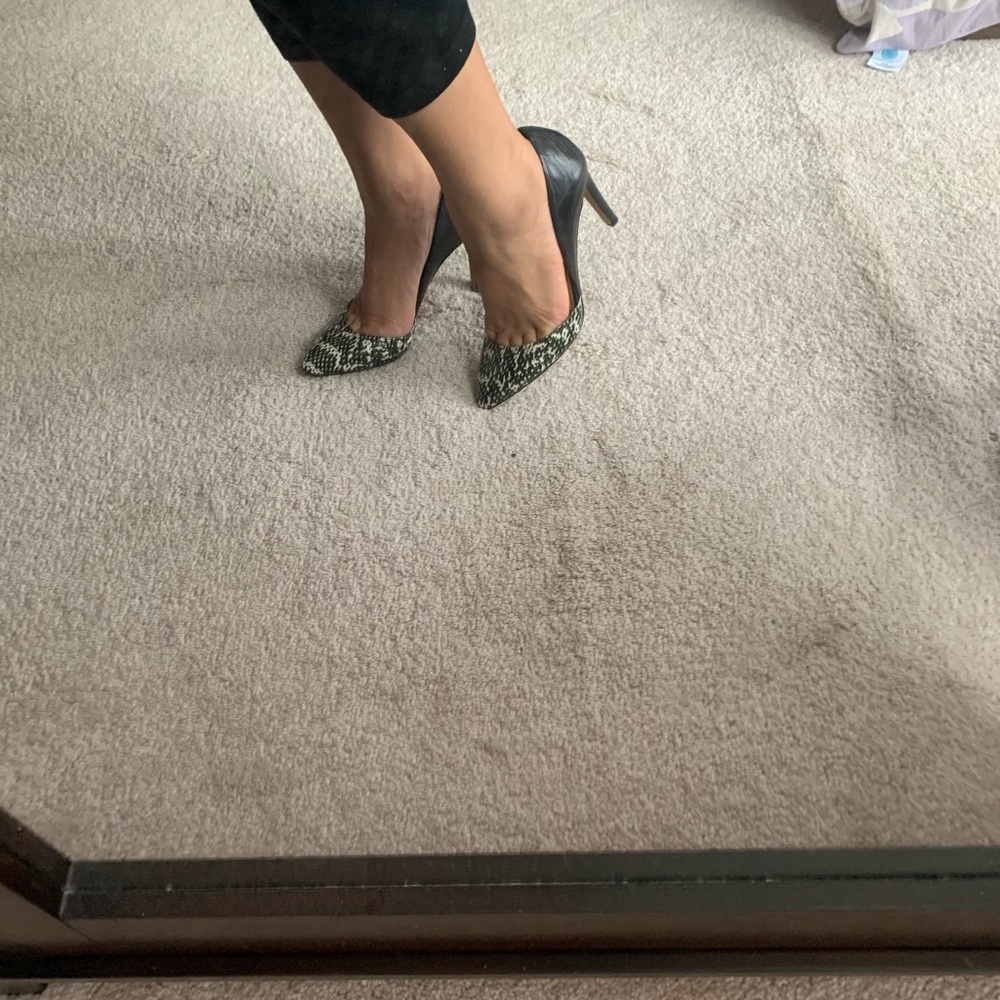 Vince Camuto heels sz 36/6